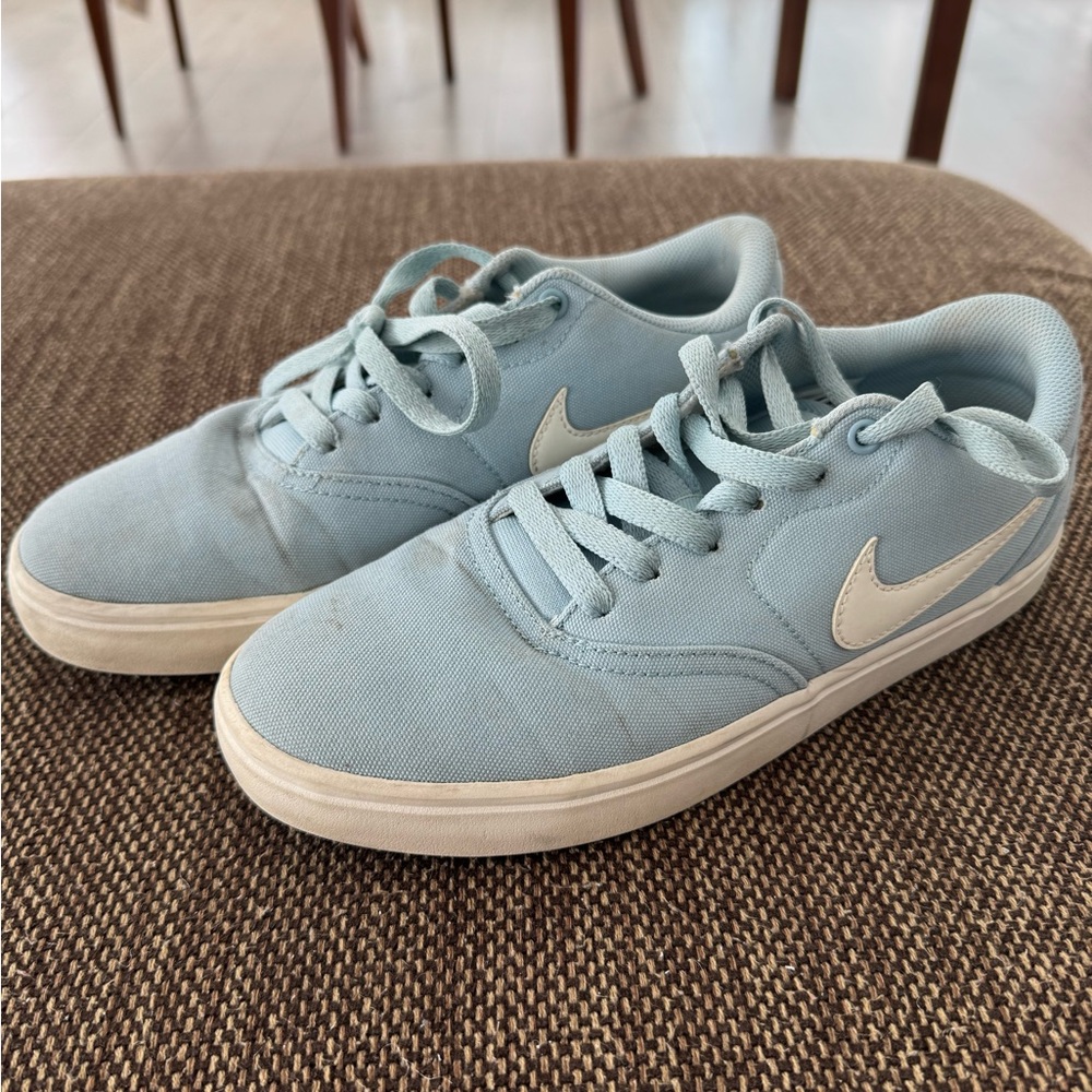 Nike sb cloud sole sneakers